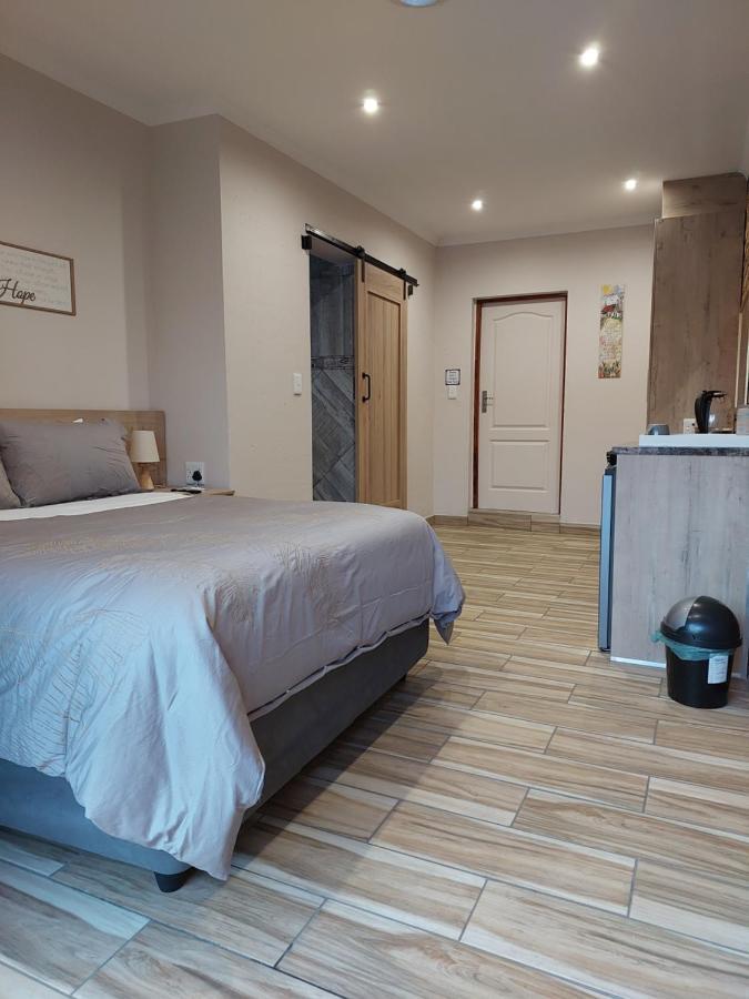 Twins Guest House Astoni バンダービールパーク 部屋 写真