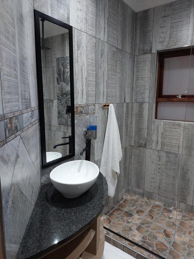Twins Guest House Astoni バンダービールパーク 部屋 写真