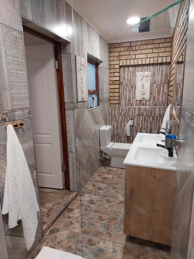 Twins Guest House Astoni バンダービールパーク 部屋 写真